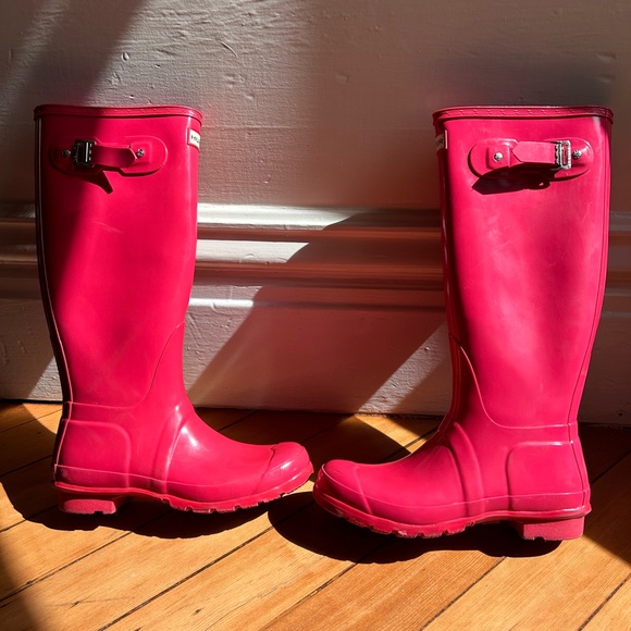 Pink Hunter women’s rain boots - Picture 1 of 4